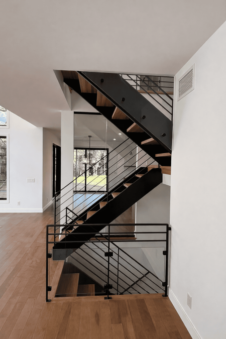 escaliers-elegance-beauce-sherbrooke-trois-rivieres-saguenay-baie-st-paul-3