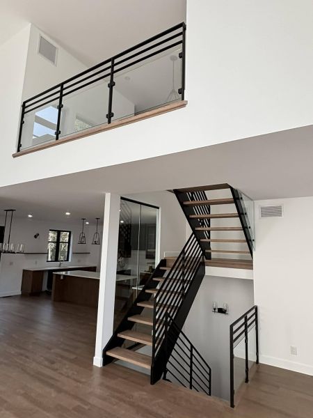 escaliers-elegance-beauce-sherbrooke-trois-rivieres-saguenay-baie-st-paul-4